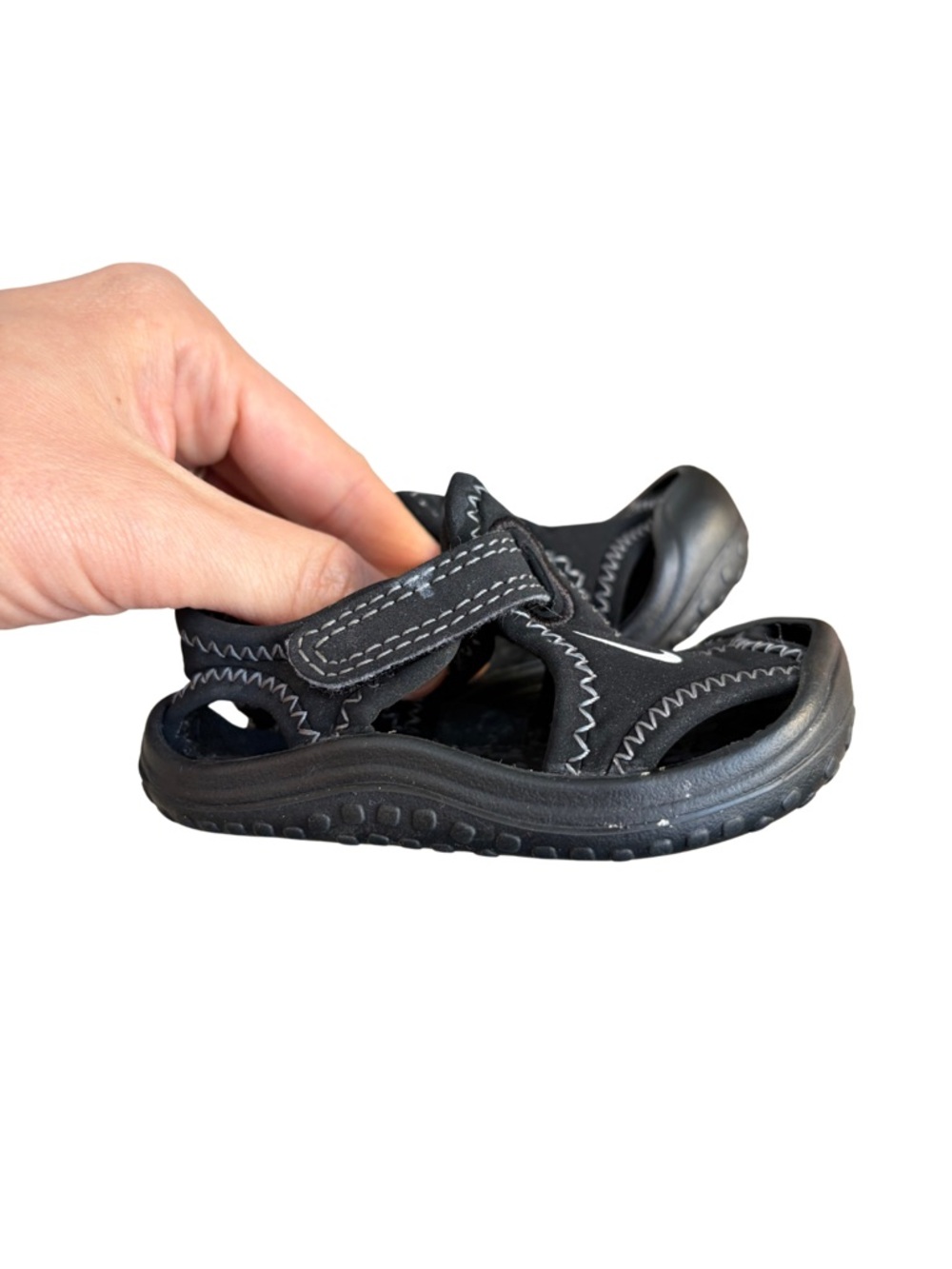 Nike Black Baby/Toddler Velcro Sport Sandals with White Swoosh Size 3C - Picture 2 of 4